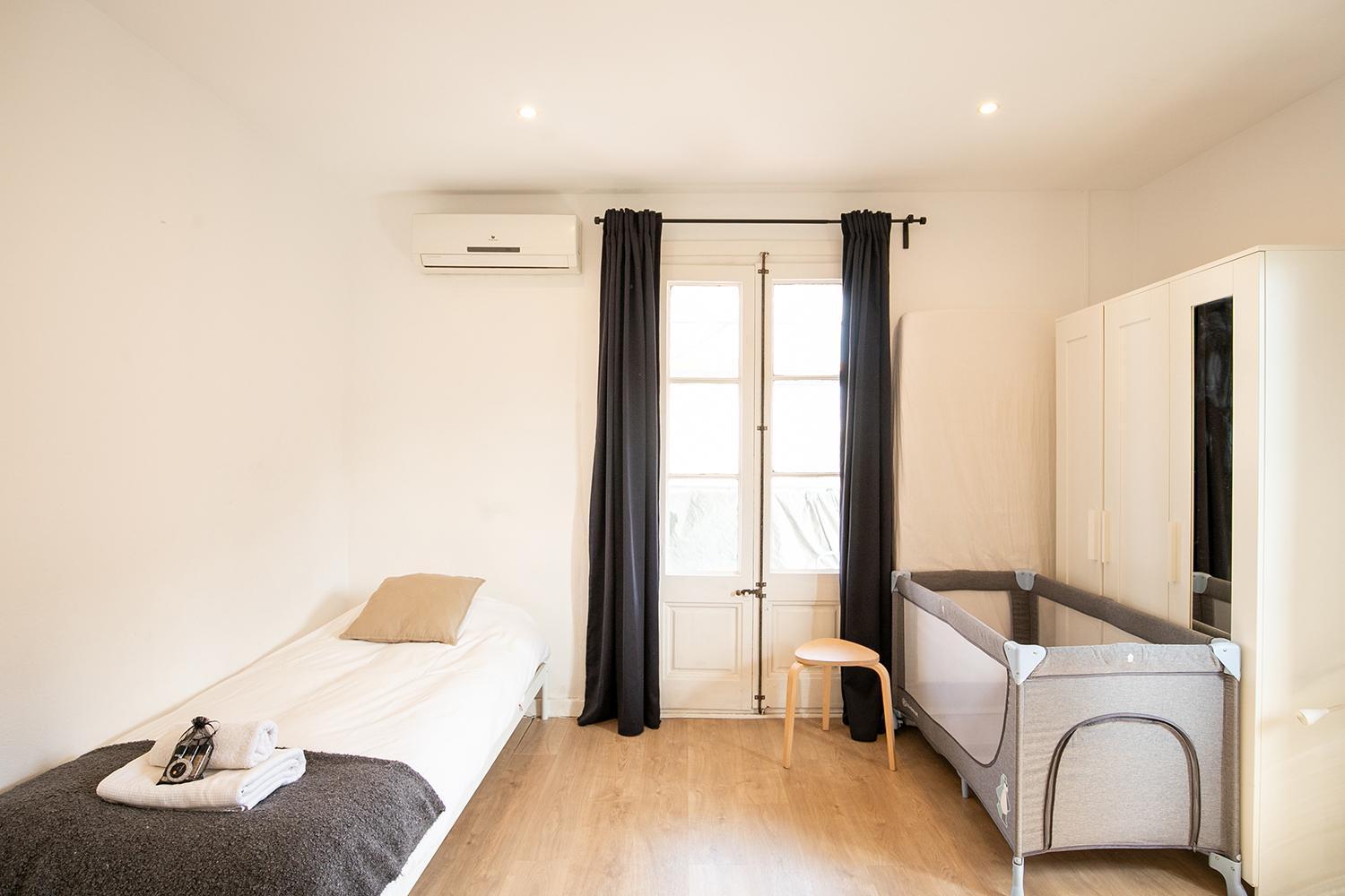 Beautiful Apartment With Terrace In Barcelona Eksteriør bilde